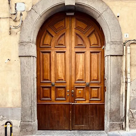 Barrio's Window Apartment